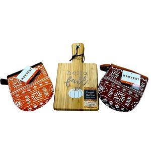 Bamboo Serving Board and Mini Oven Mitts Fall Harvest Bundle